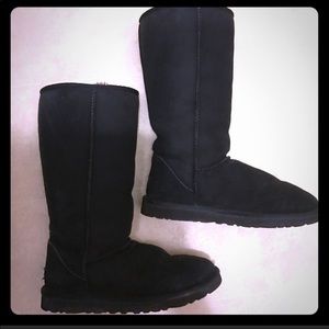 Uggs tall black boots 👢